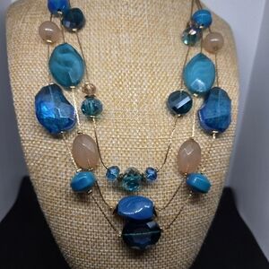 Elegant Blue and Gold Necklace